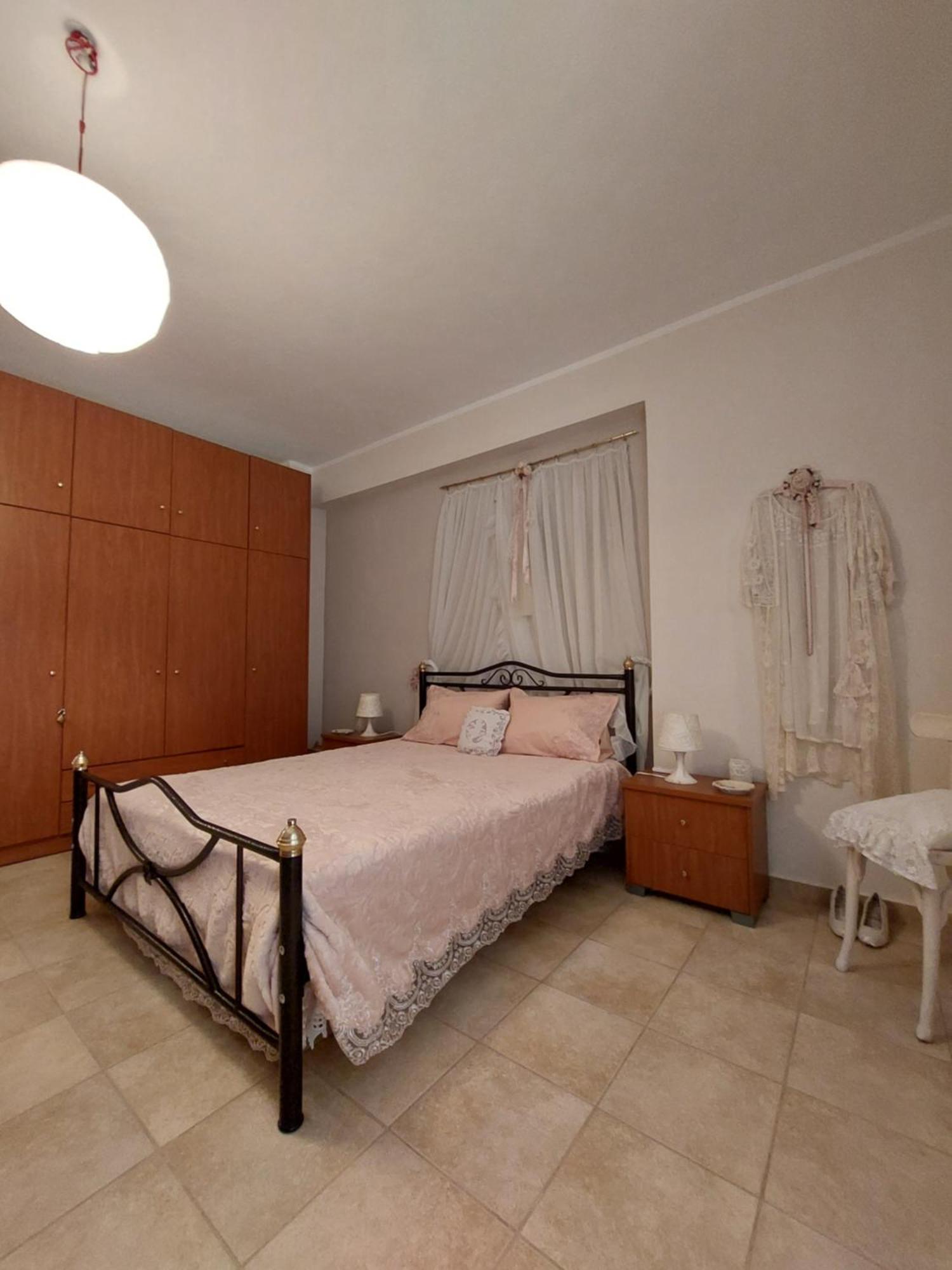 Antique Apartment Афитос Экстерьер фото